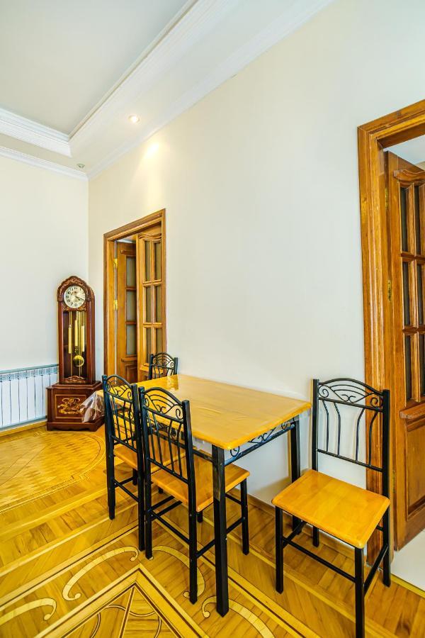 Garden View Apartment バクー エクステリア 写真